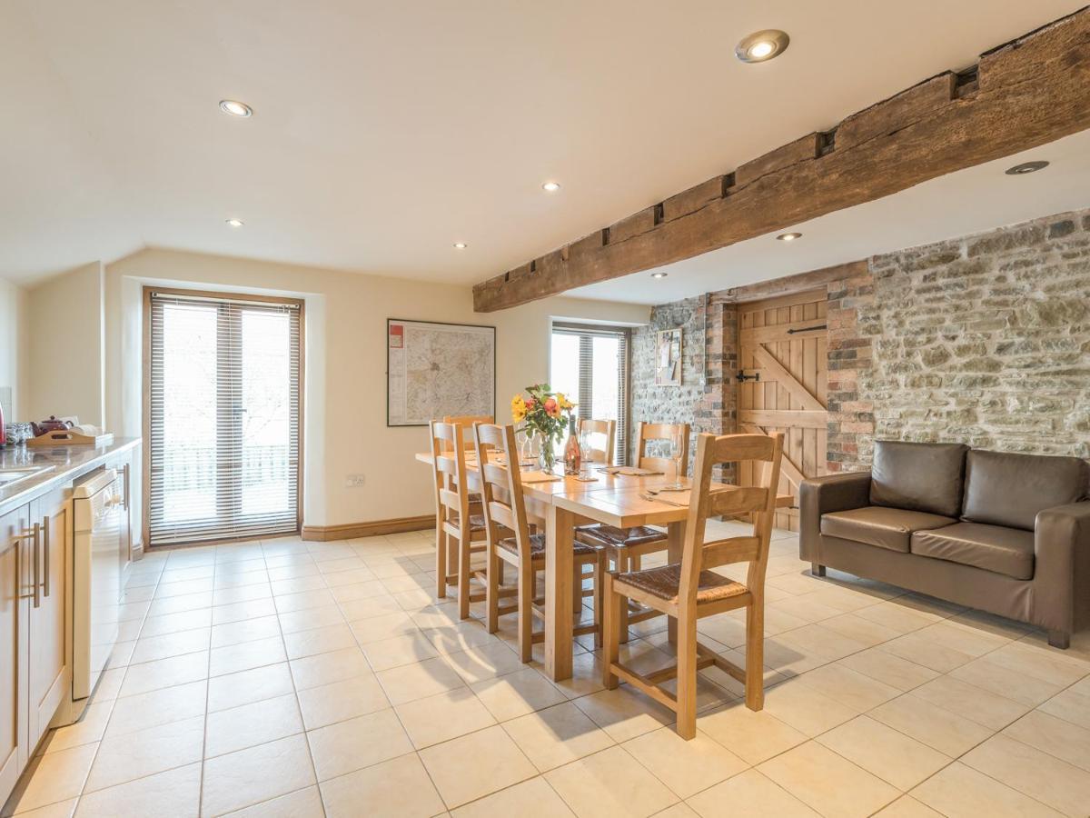Вилла Glebe Barn Caynham Экстерьер фото